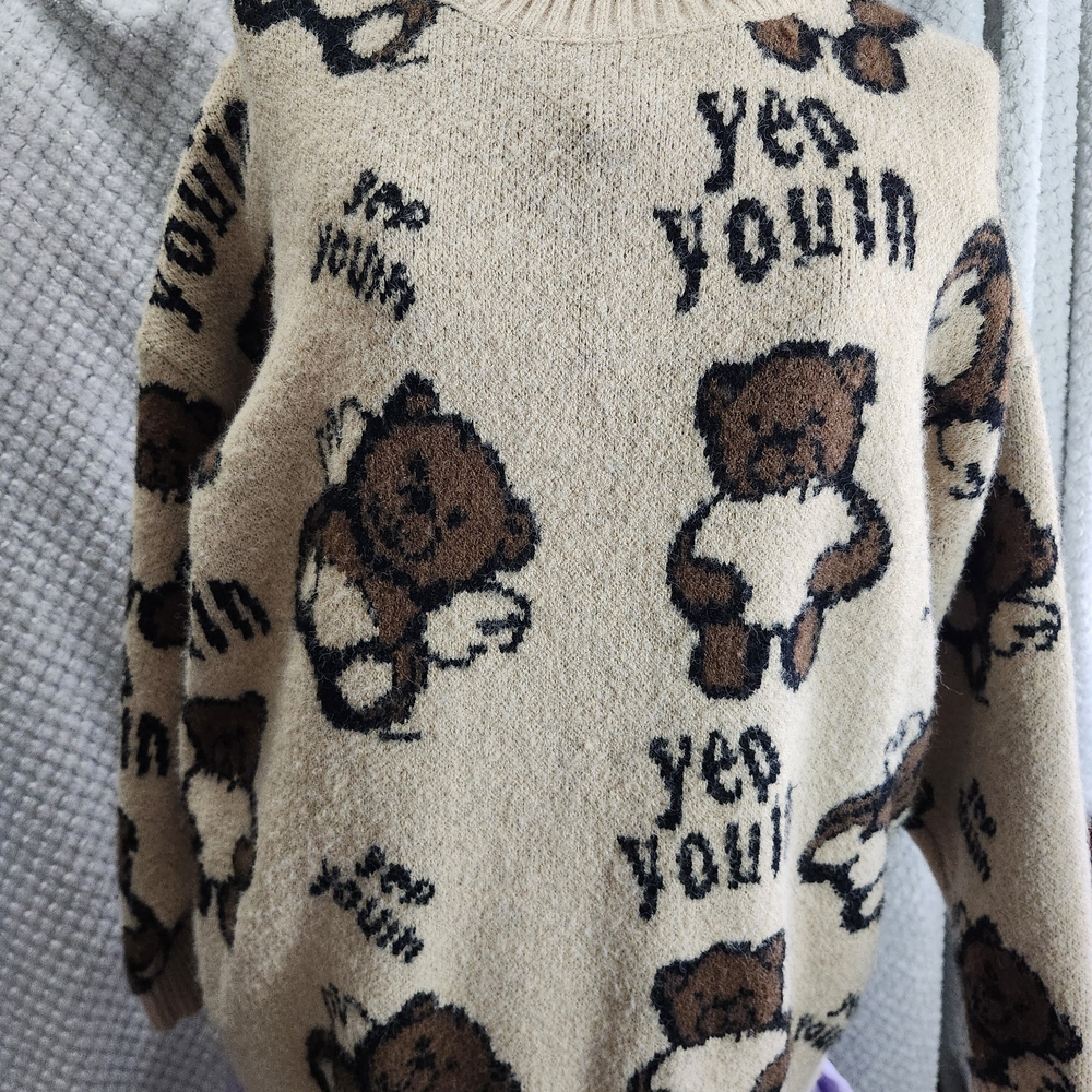 SHEIN Black and Cream Knit Sweater
